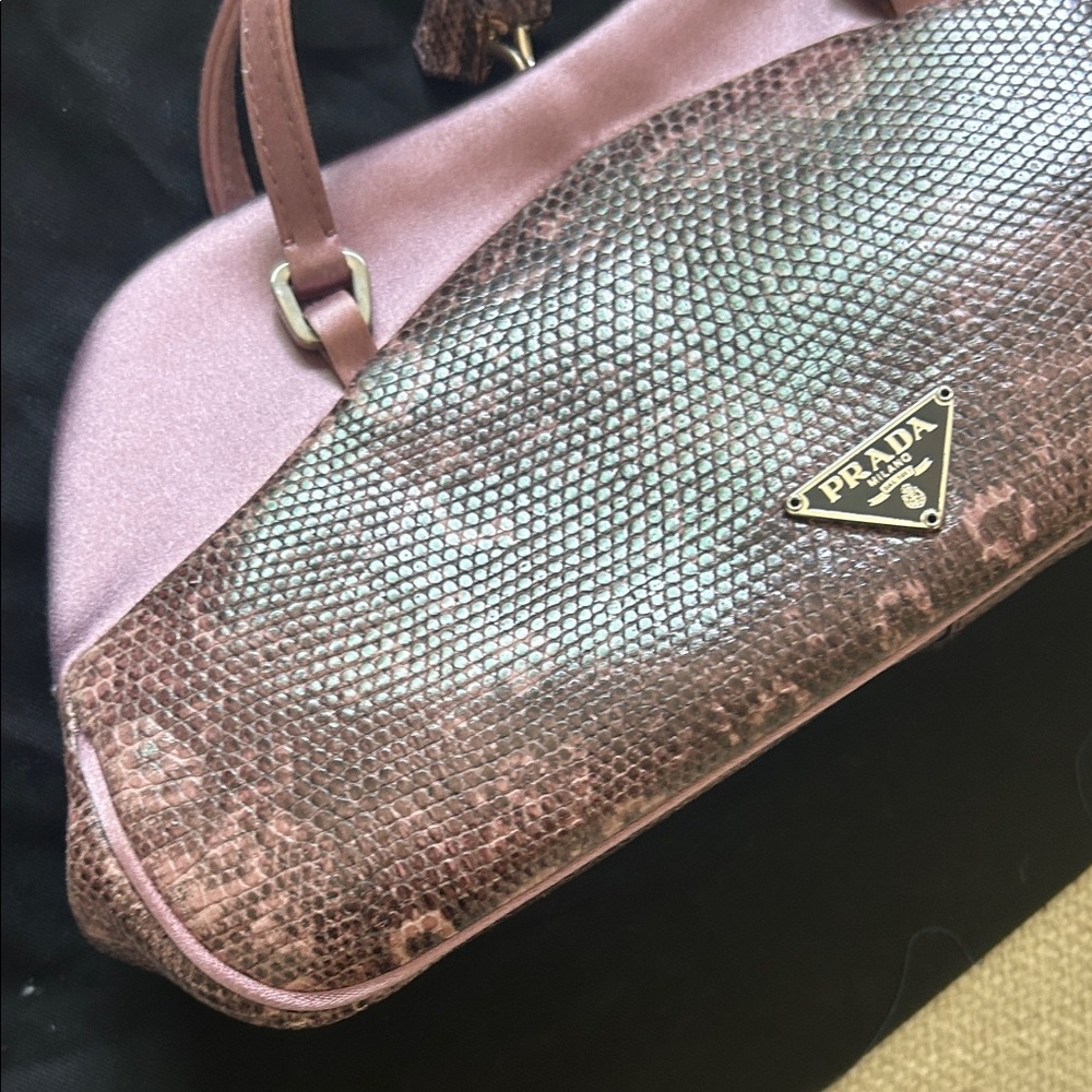 Prada Mauve Pink Leather Shoulder Bag with Python-Effect Panel - Picture 6 of 8